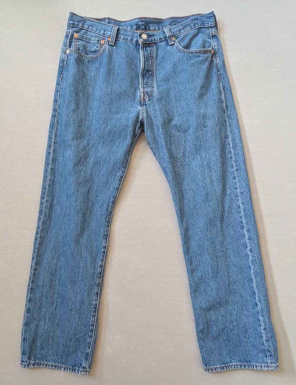 Levi's 501 Original Men's Jeans 34x30 Non-Stretch 100% Cotton Medium Stonewash